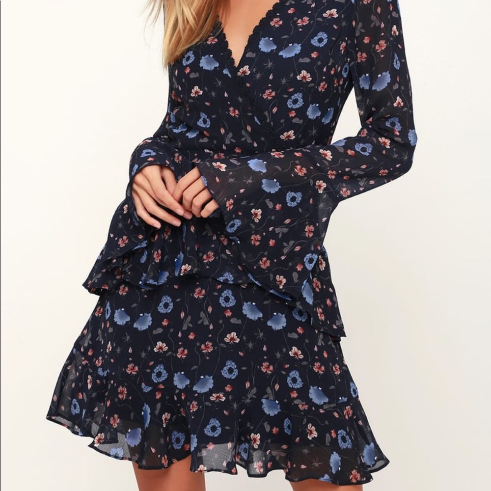 NWT Lulus Navy Floral Dress Size XS - Picture 3 of 5